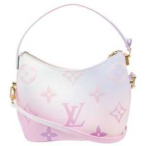 - Louis Vuitton, spring in the city, marshmallow bag.